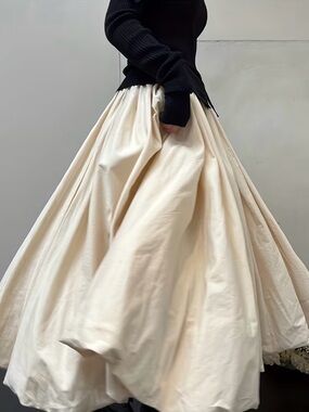 Bubble Maxi Skirt Apricot Cream Size L